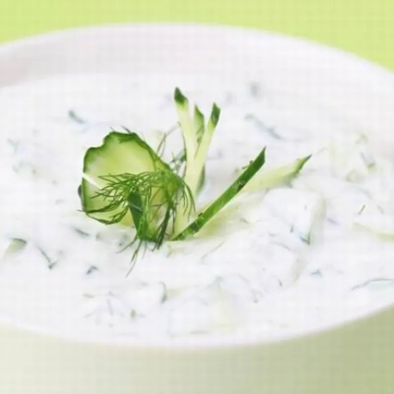 Tzatziki fehérborecettel