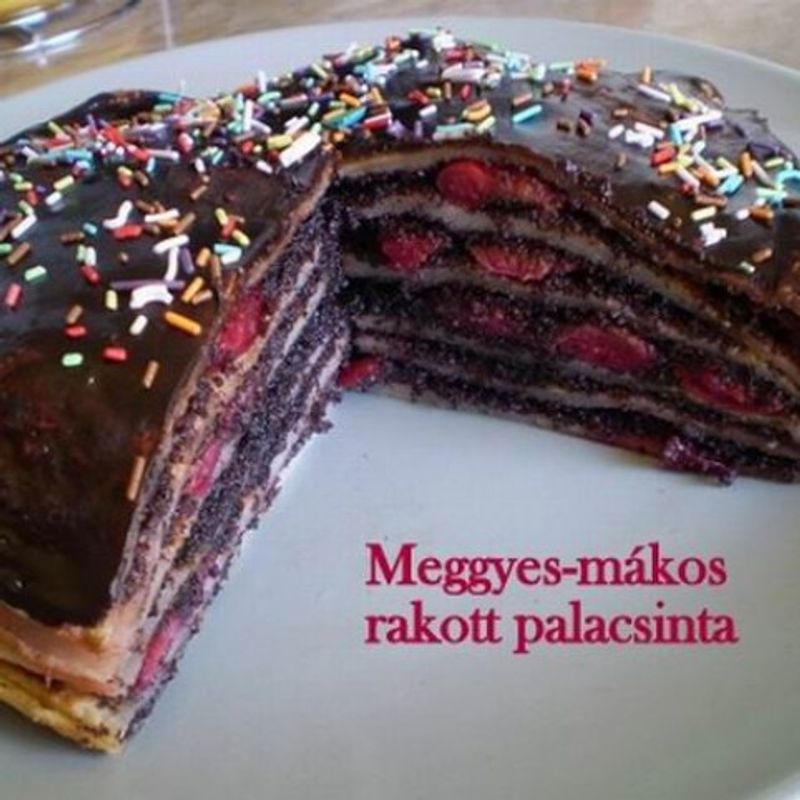 Meggyes-mákos rakott palacsinta