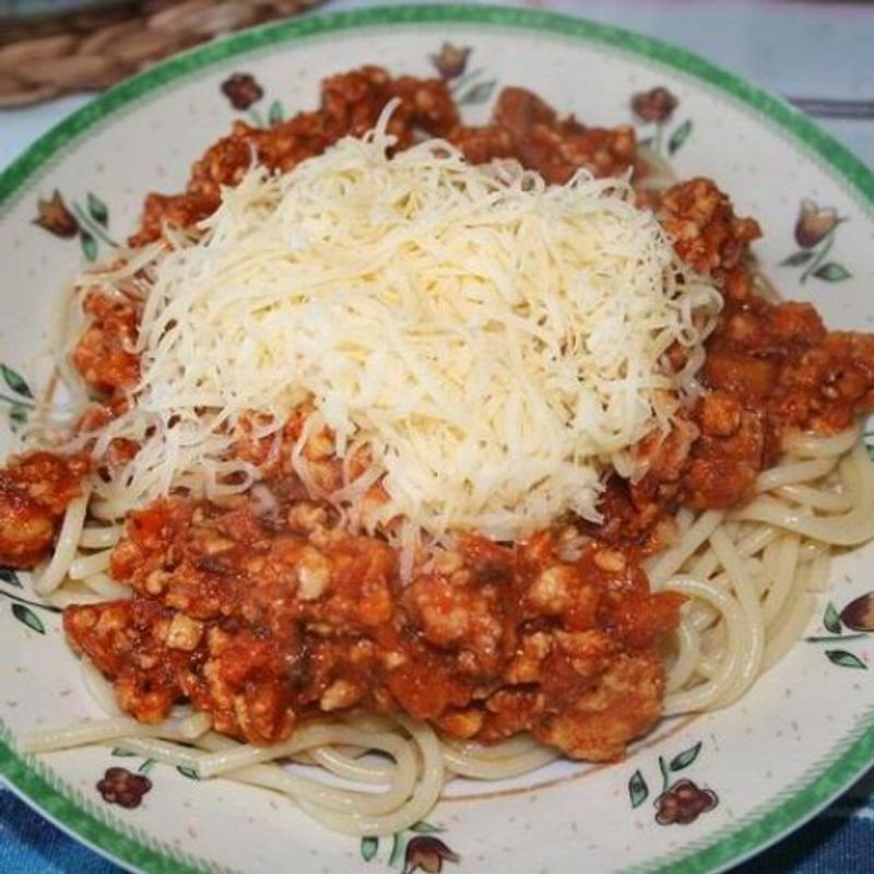 Bolognai spagetti gazdagon