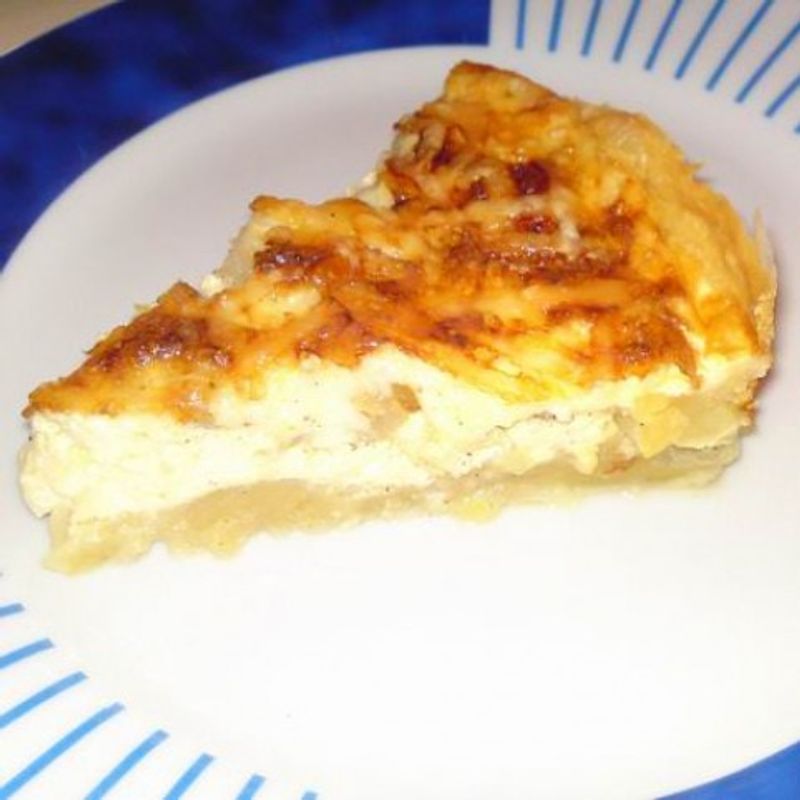 Hagymás-baconos quiche