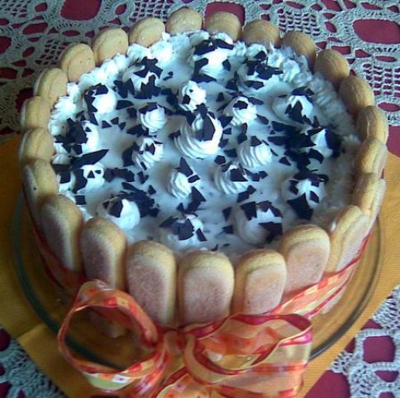 Joghurtos sztracsatella torta