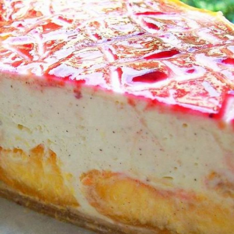 Őszibarackos mascarpone torta tojáslikőrrel