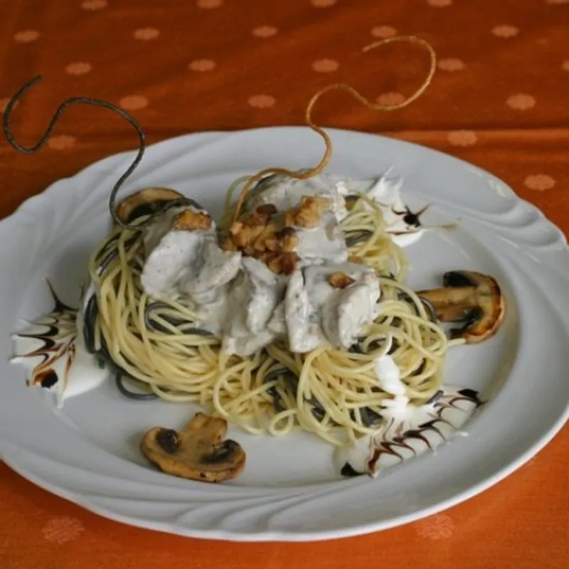 Csirkemájas-gombás spagetti II.