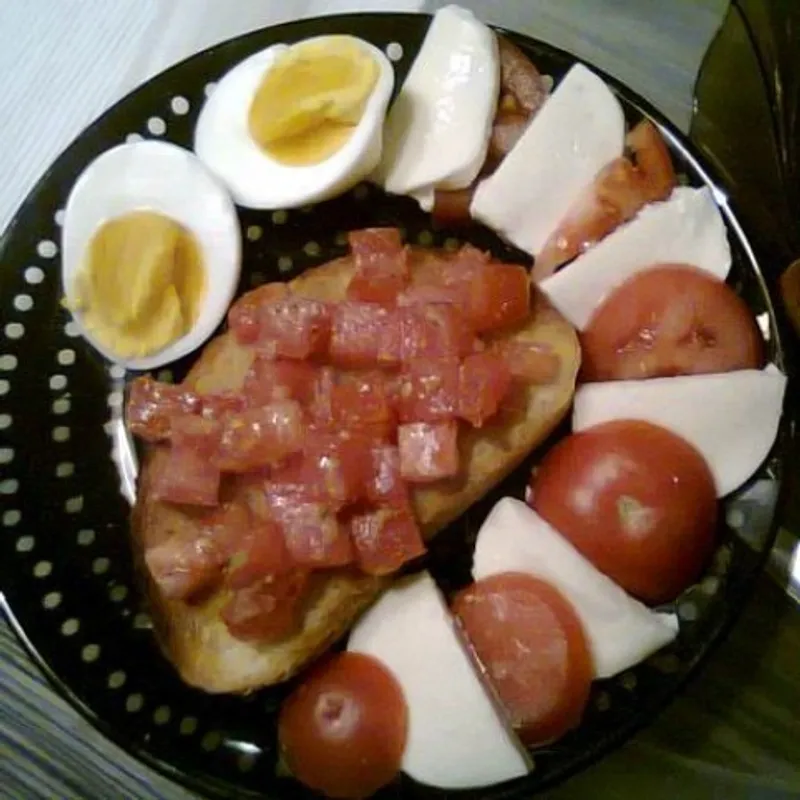 Paradicsomos bruschetta