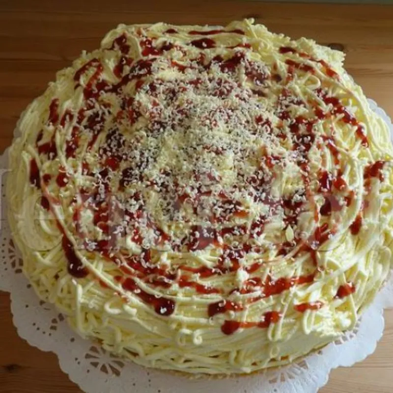 Születésnapi spagetti torta