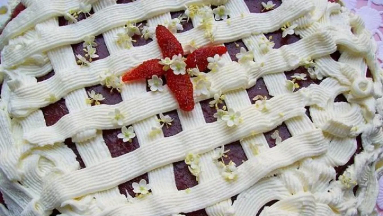 Bodzavirágos epertorta