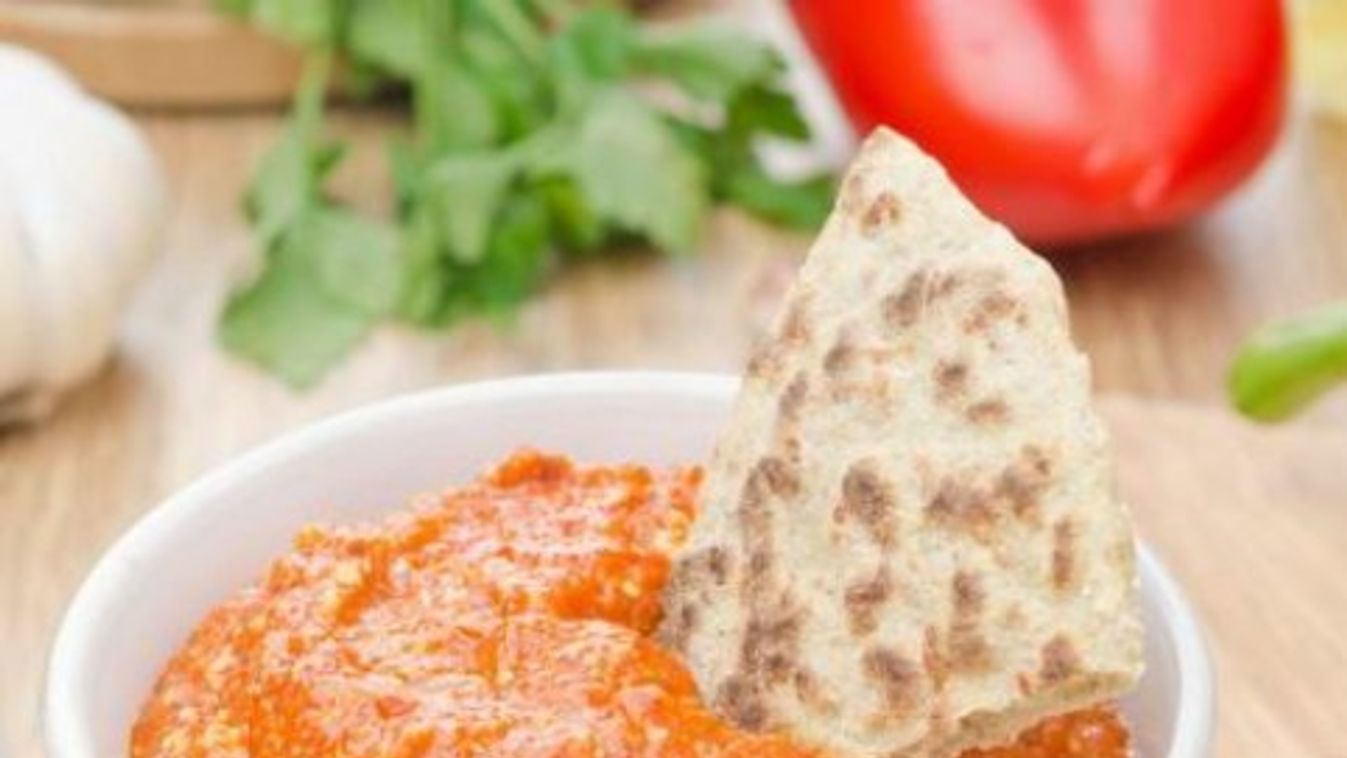 Muhammara (török sültpaprikás mártogatós) recept