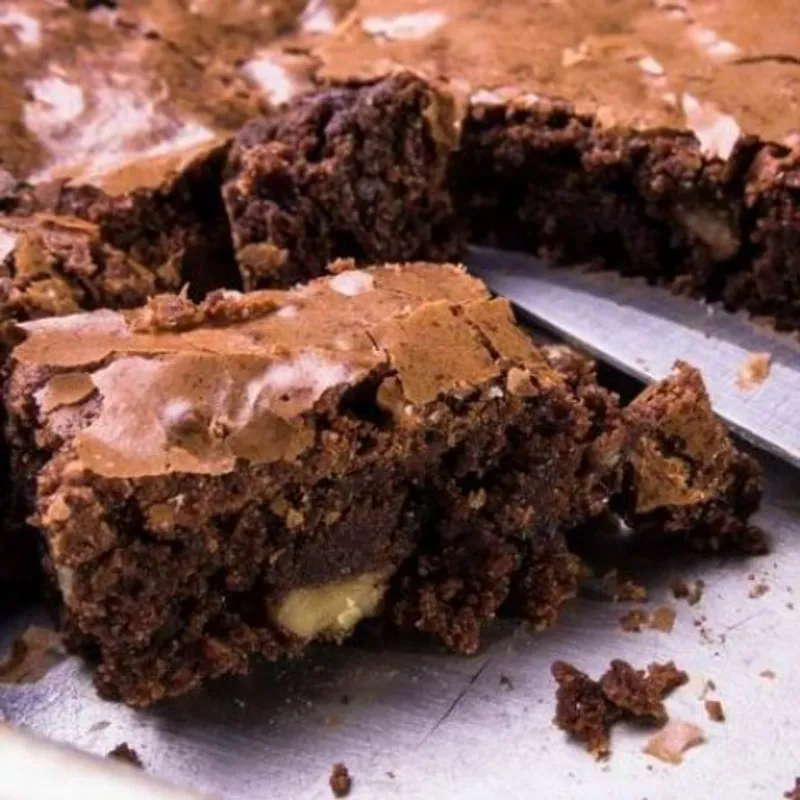 Diós-csokis kocka (brownie)