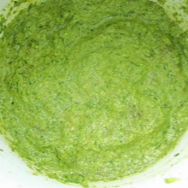 Reteklevél-pesto