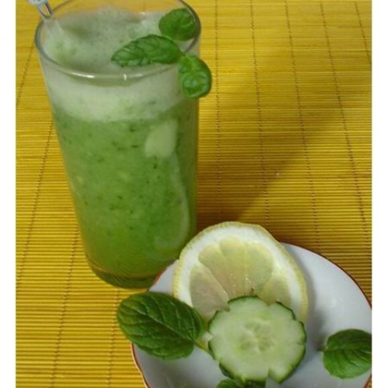 Cucumber Fizz (vodkás-uborkás koktél)