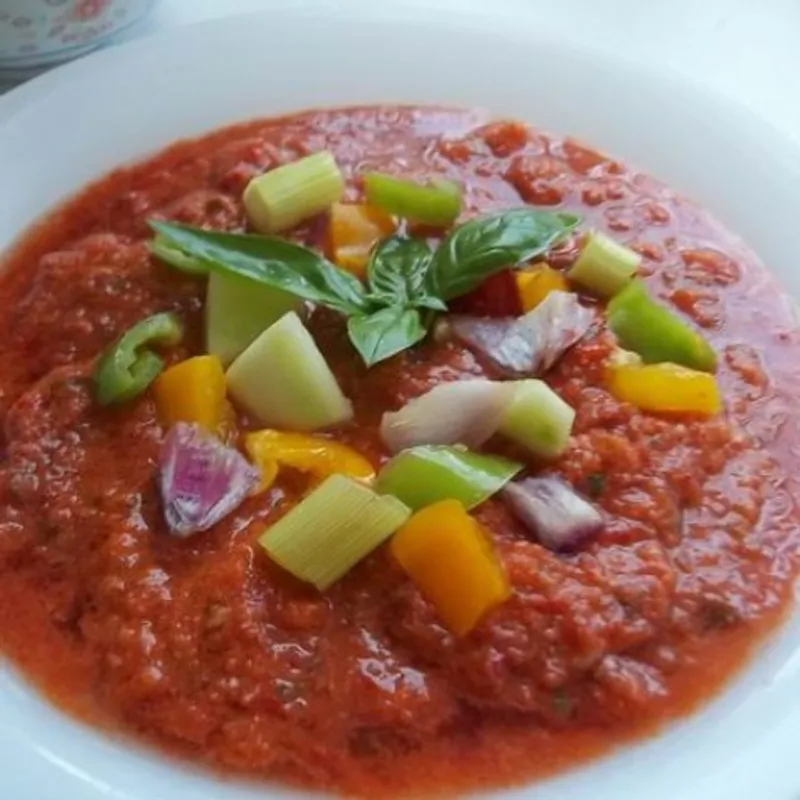 Gazpacho / Gaspacho - hideg paradicsomleves (főzés nélkül)