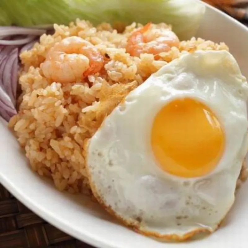 Sült rizs (Nasi Goreng)