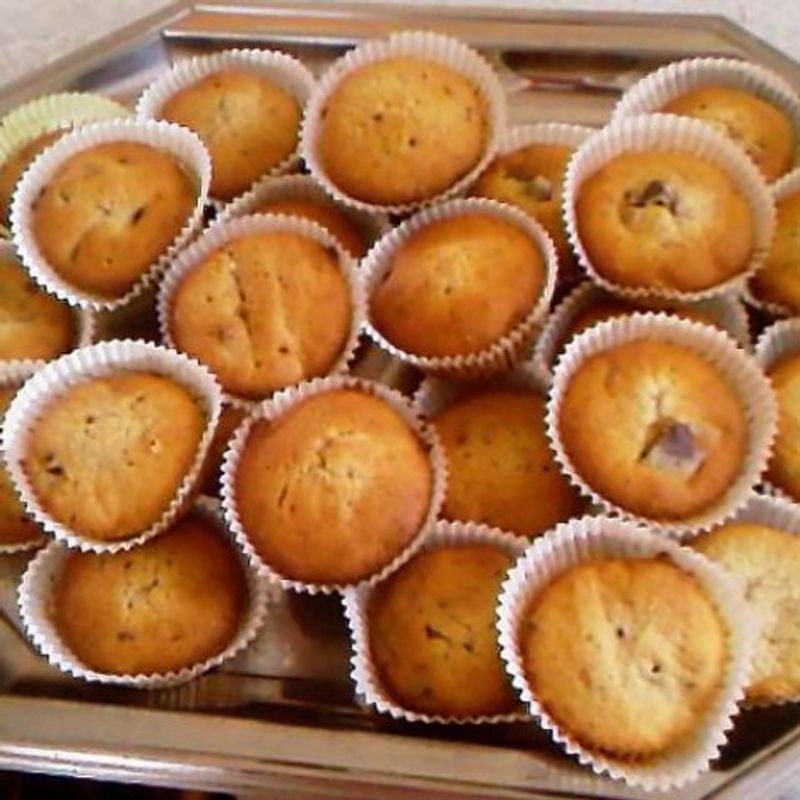 Diós muffin csokidarabkákkal