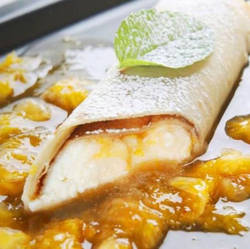 Túrós crepes Suzette