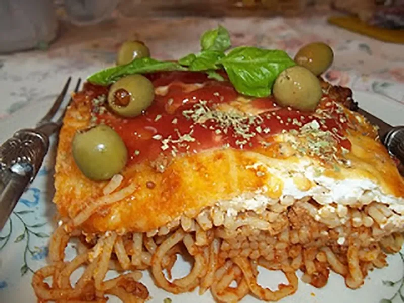 Csőben sült spagetti gazdagon