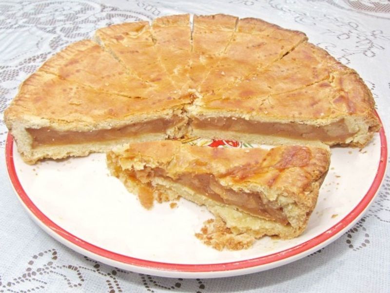 Almás pite pudinggal készítve