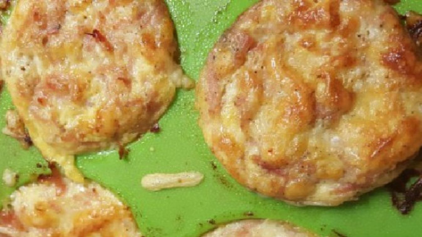 Sonkás rántotta muffinformában sütve recept