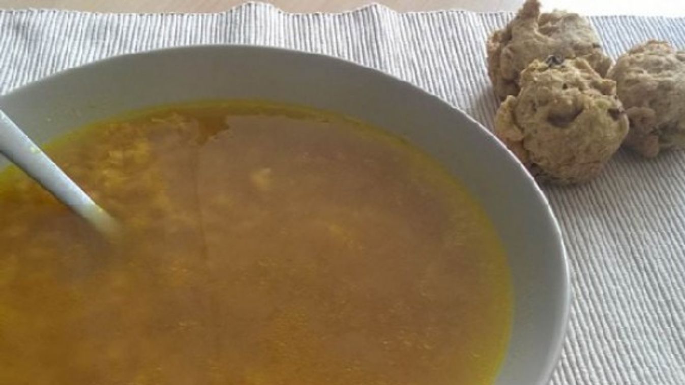 Vöröslencse-dhal, aszalt paradicsomos, sajtkrémes muffinnal recept