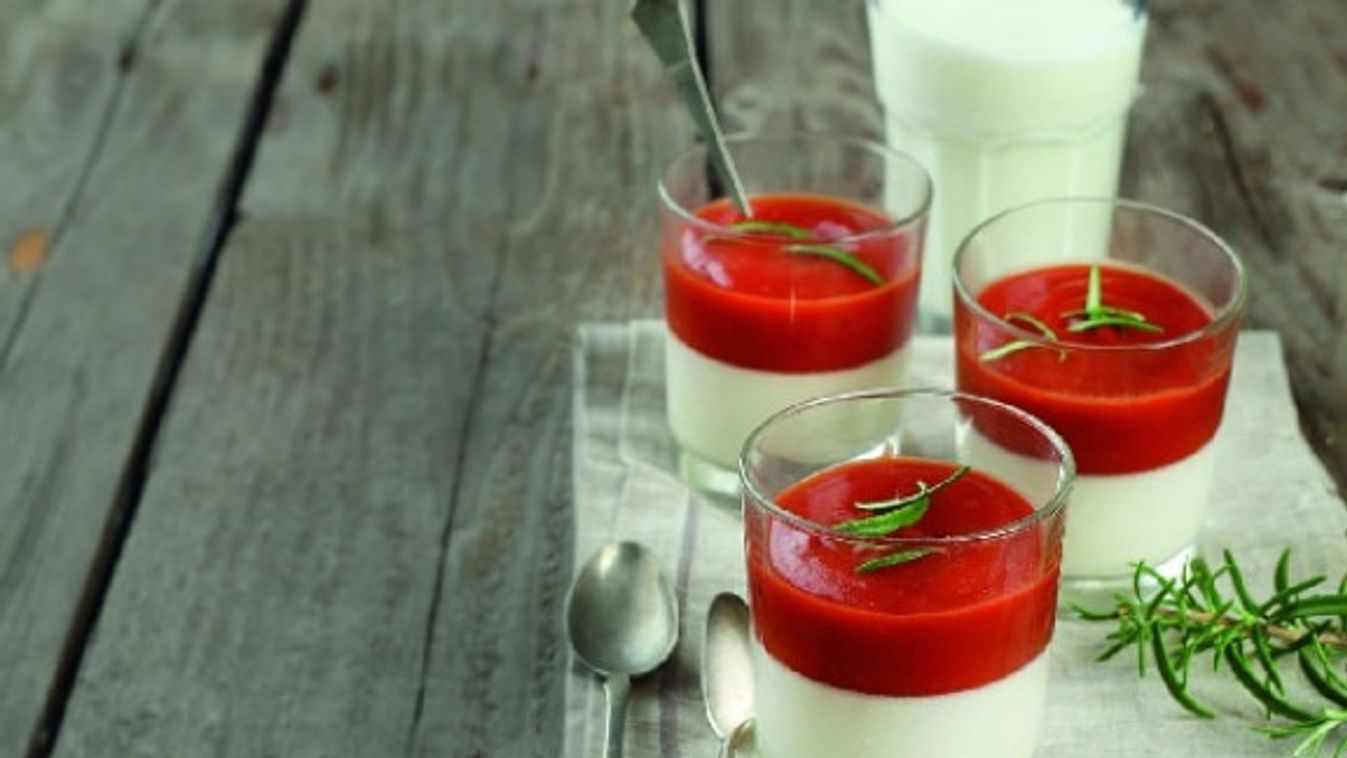 Sós panna cotta paradicsomkrémmel recept