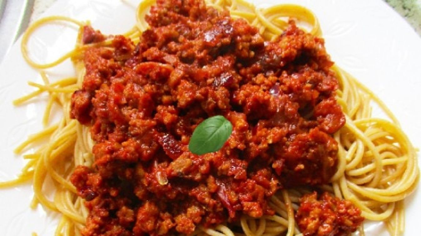 Bolognai spagetti vegán módra