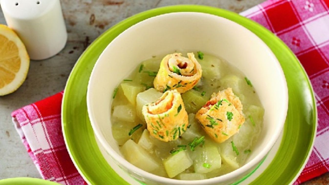 Karalábéfőzelék zöldfűszeres tojástekerccsel recept