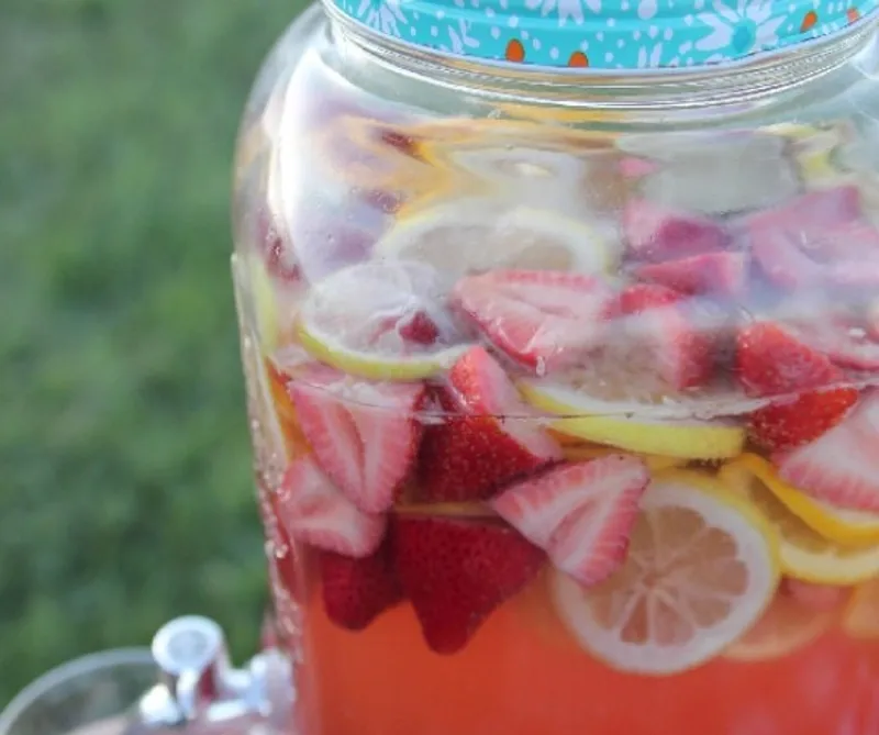 Extra gyümölcsös sangria