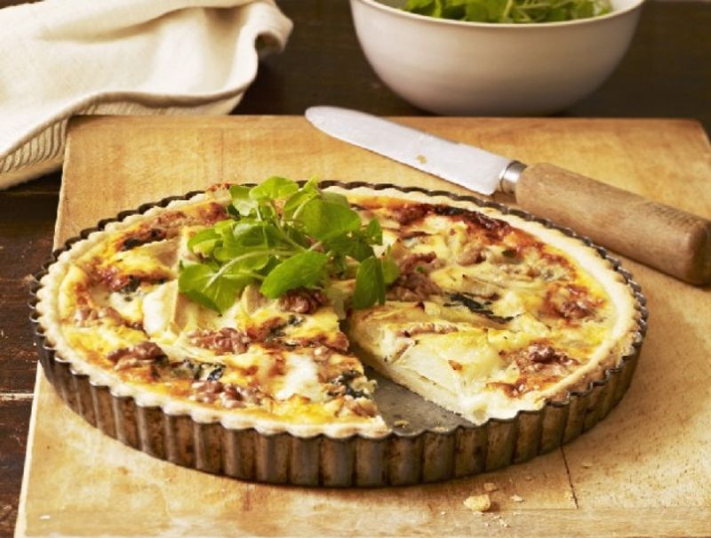 Cukkinis-tonhalas quiche