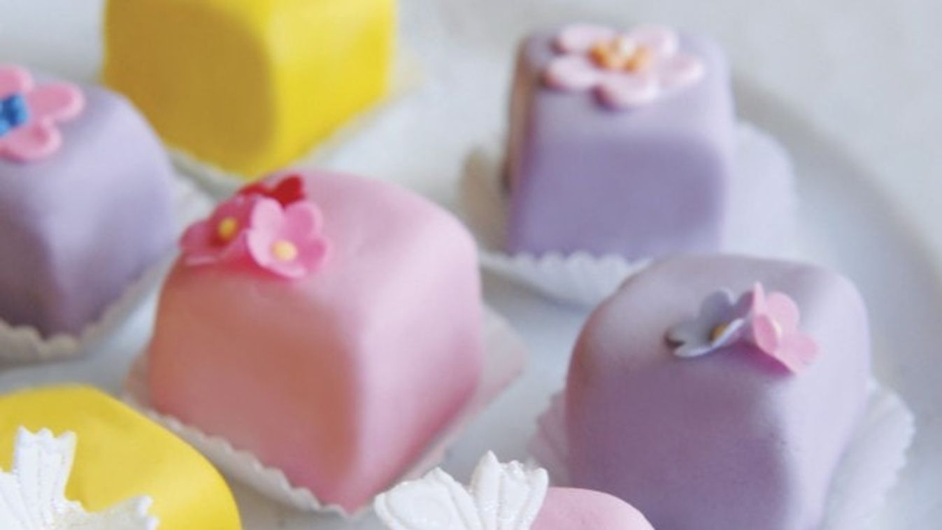  Színes minyonok (Petit fours)