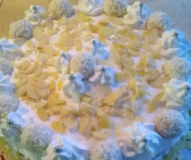 Habkönnyű Raffaello torta