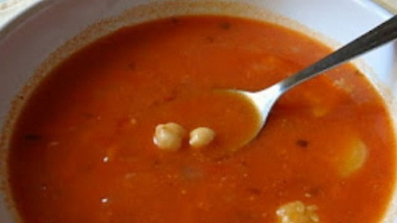 Csicseriborsó-leves (Zuppa di Ceci)  recept