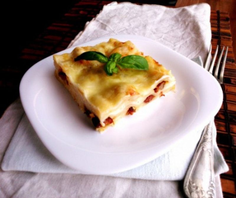 Négysajtos-szalonnás lasagne