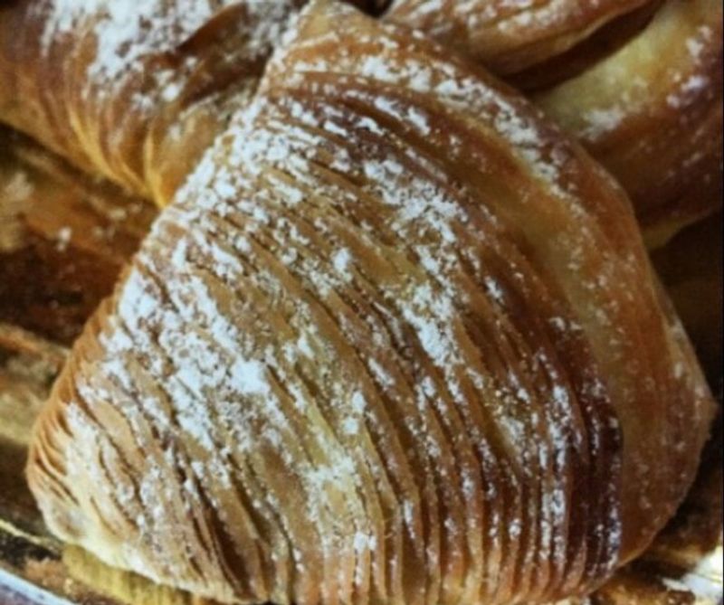 Olasz kagylósütemény (Sfogliatelle)