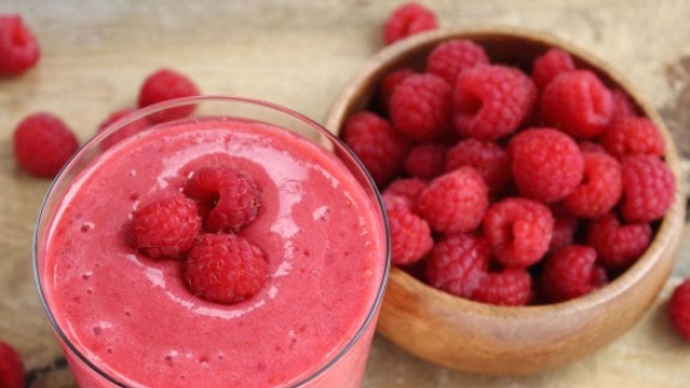 9 szuper smoothie a nyár bogyós gyümölcseivel!