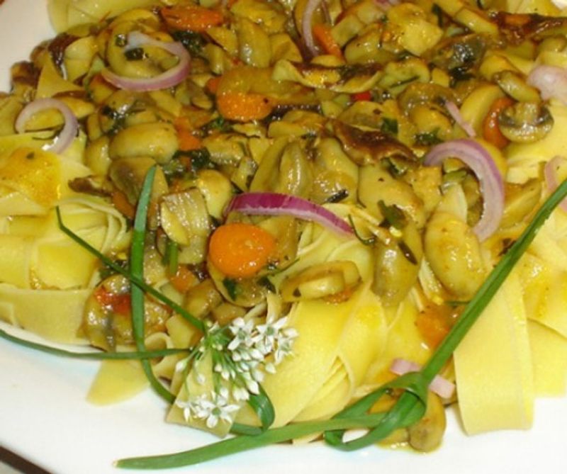 Pappardelle gombaraaguval