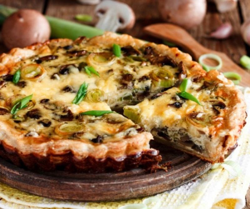 Gombás quiche leveles tésztából