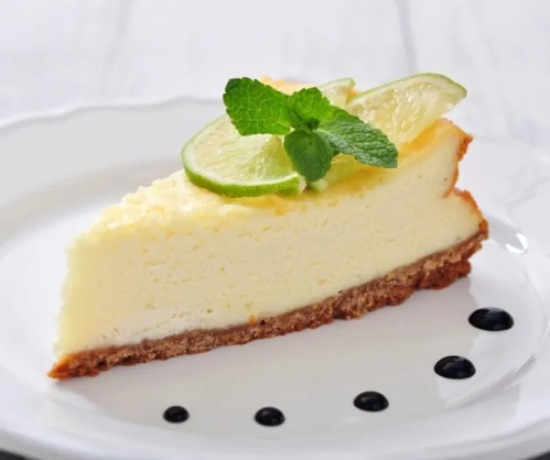 Lime-os sajttorta