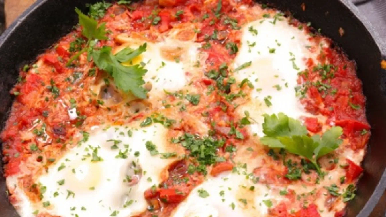 Shakshuka csípősen (arab lecsó)