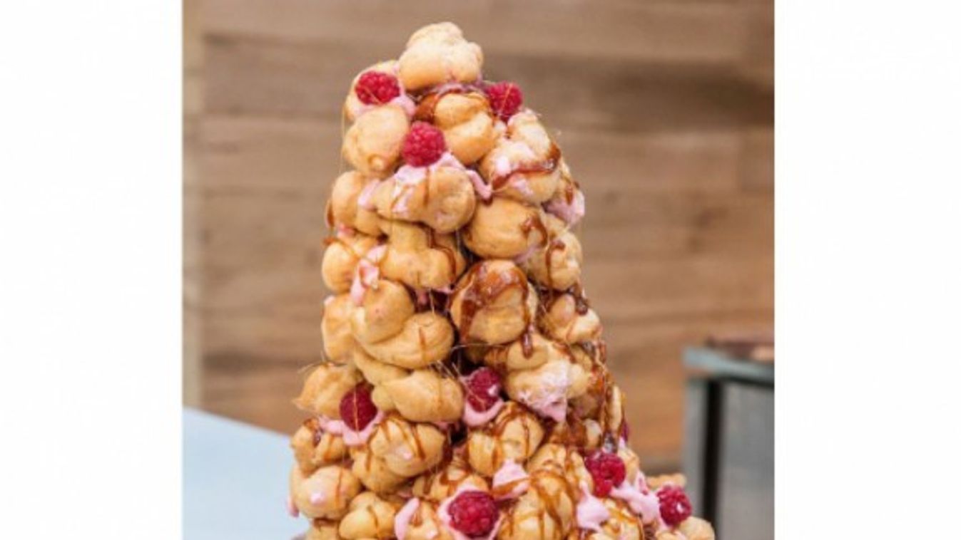 Ide süss! Málnás croquembouche Ildikótól