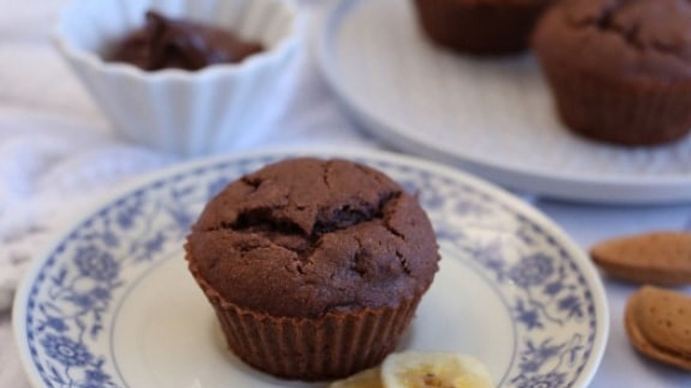 Jobb, ha ebből rögtön dupla adagot sütsz: mogyorókrémes-banános muffin