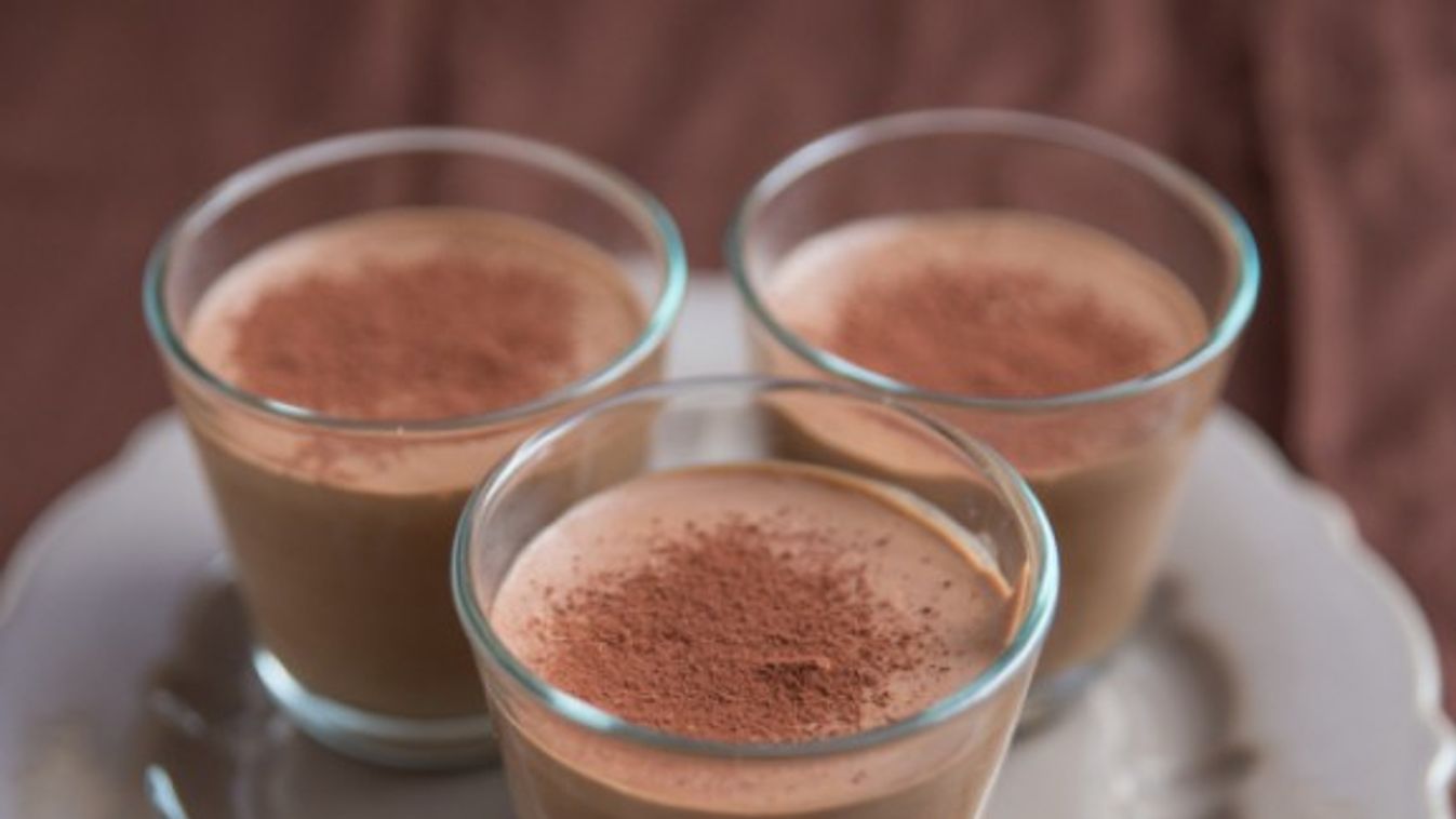 Banános csokoládé mousse Baracskay Angélától recept