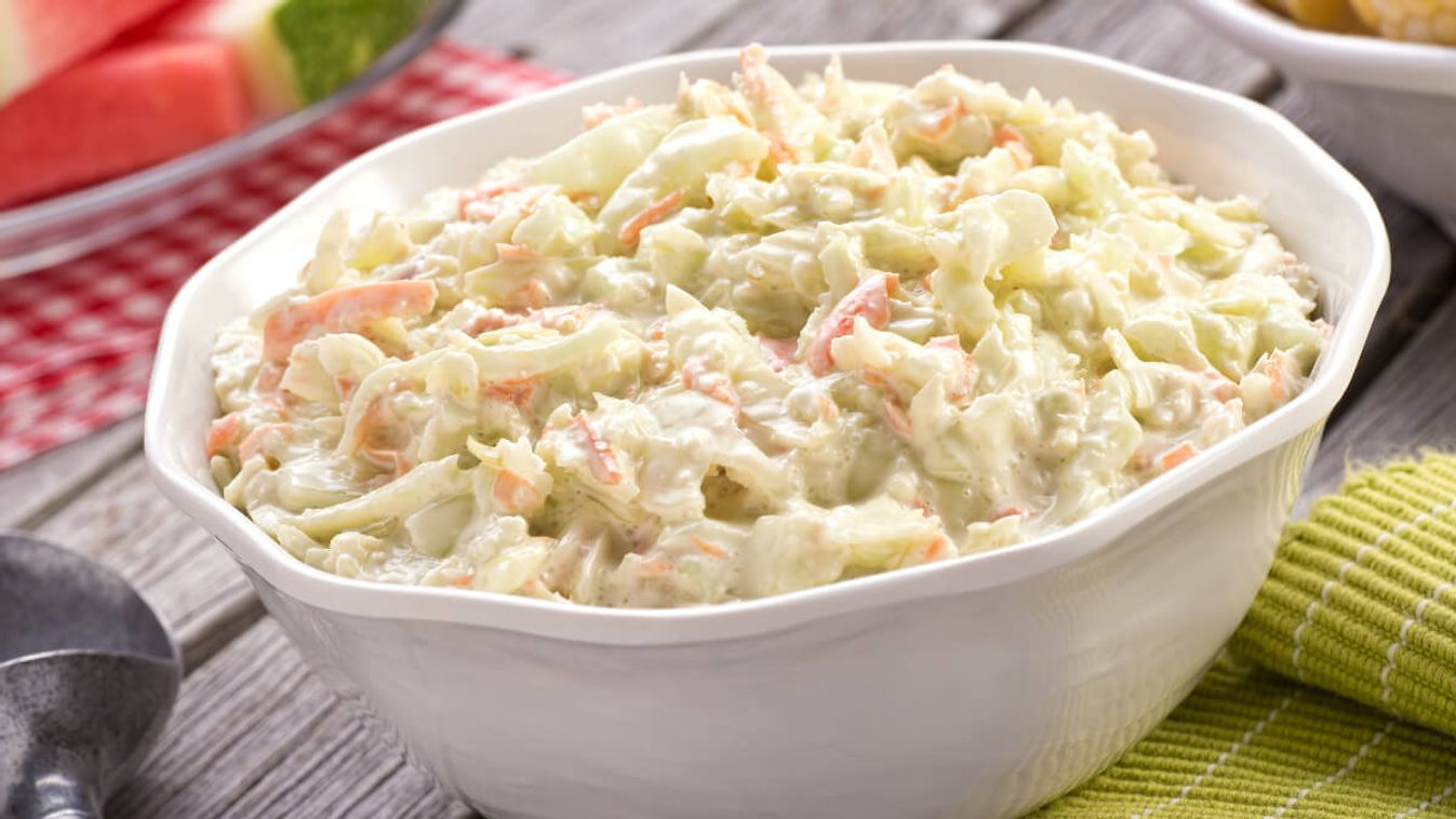 Így lesz tökéletes a coleslaw, az amerikai káposztasaláta