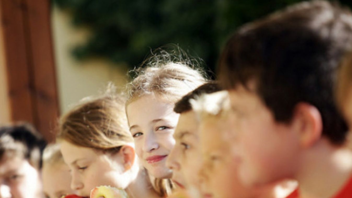 Itt a jövő közétkeztetése: biozöldségek és helyi alapanygok a szarvasi ökomenzán