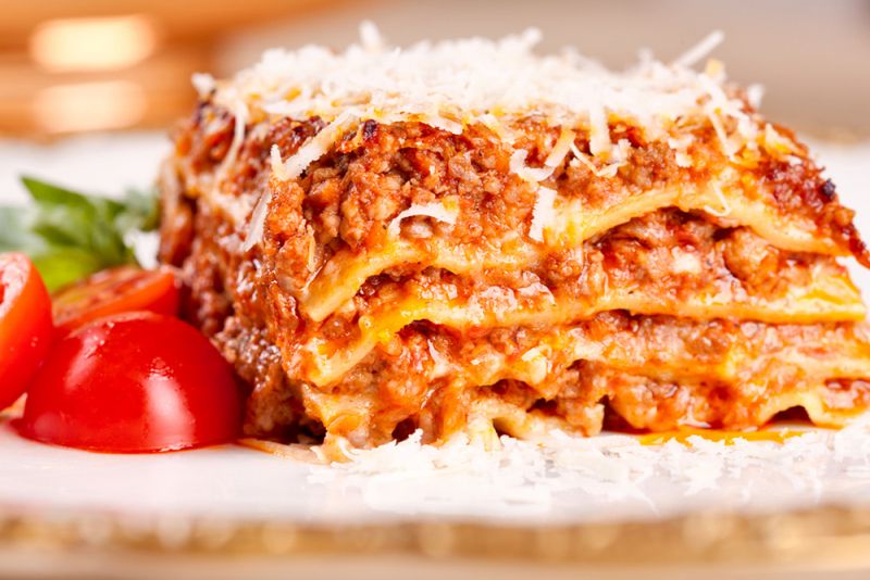 Egyszerű lasagne bolognese (besamel nélkül)