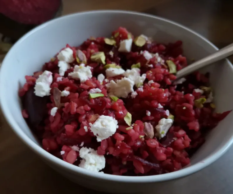 Céklás bulgur feta sajttal