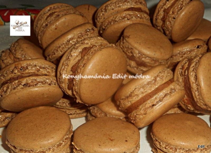 Macaron dióval