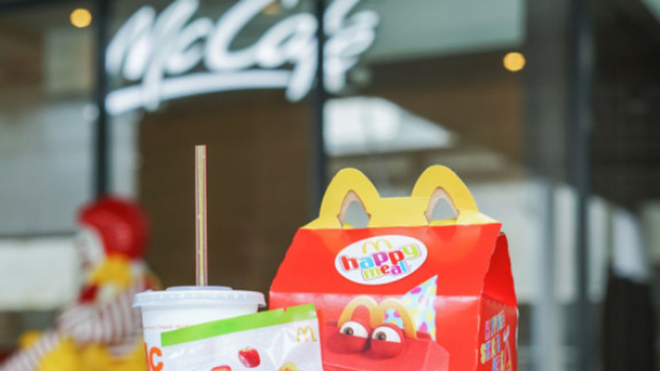 Borotvát talált a Happy Meal menüjében egy kisfiú