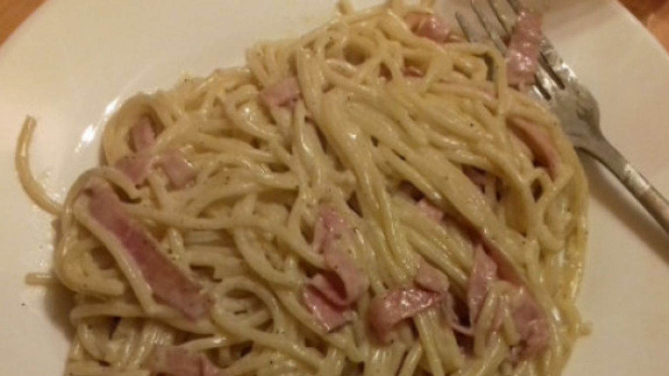 Carbonara spagetti pofonegyszerűen