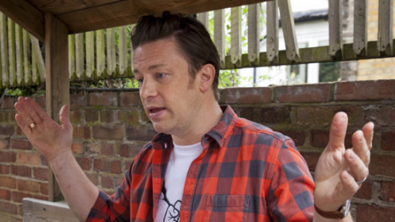 Így búcsúzott el kirúgott kollégáitól Jamie Oliver