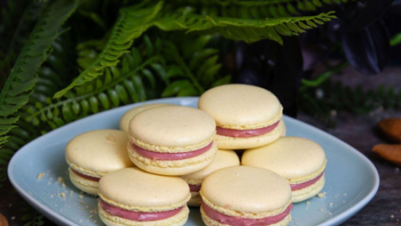 Eperkrémes macaron