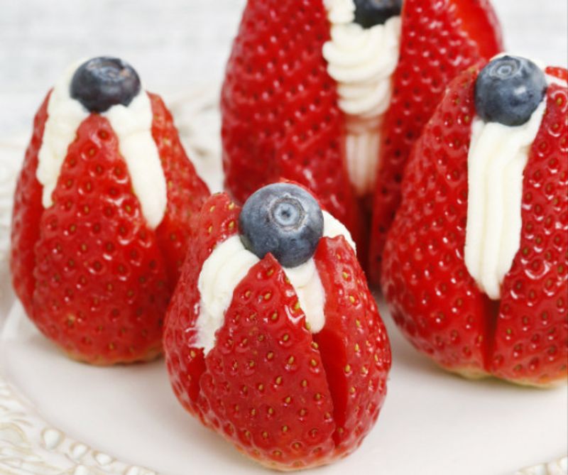 Mascarponés eperfalatok